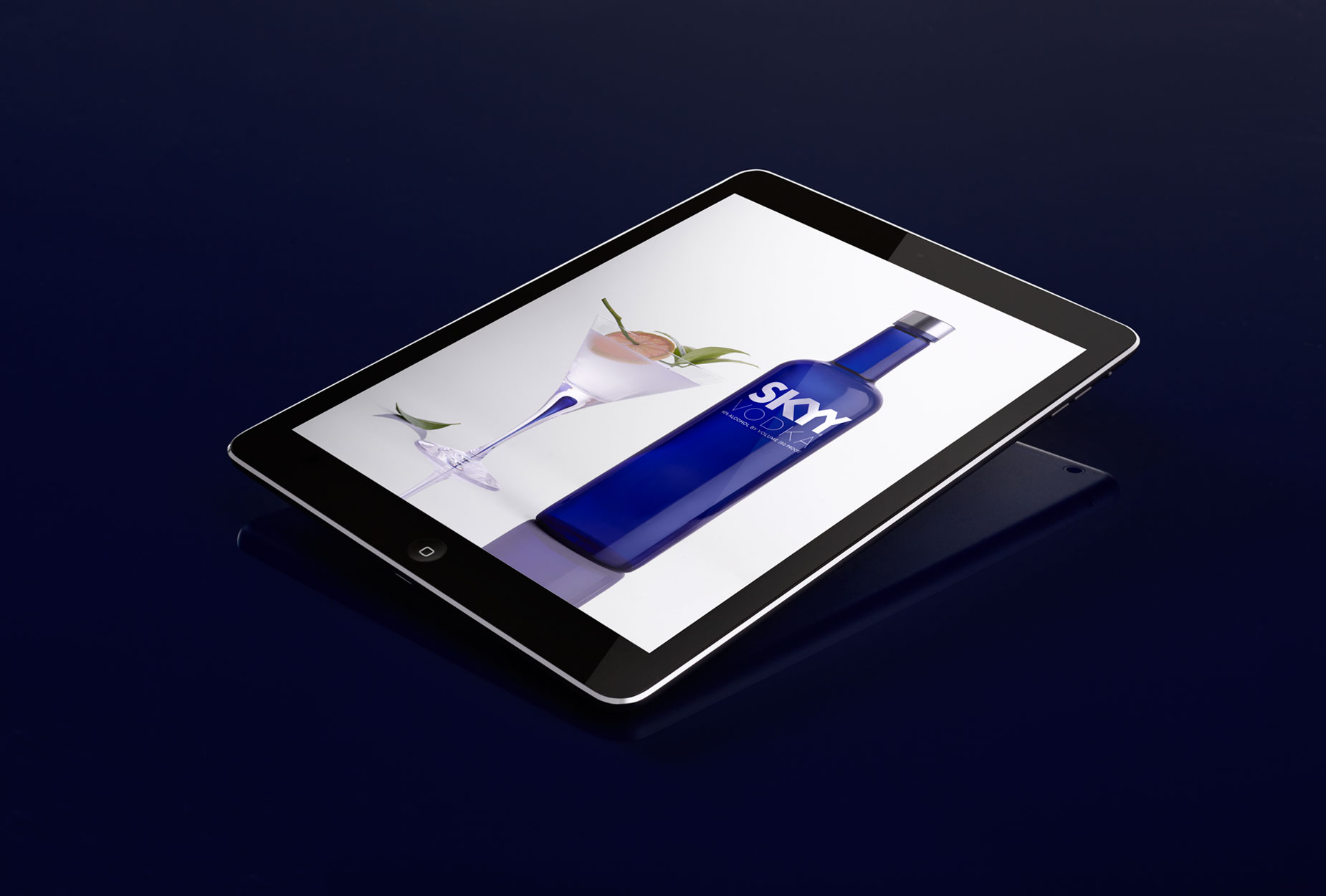 iPad SKYY Vodka | Product Still Life Photographer, Marshall Gordon